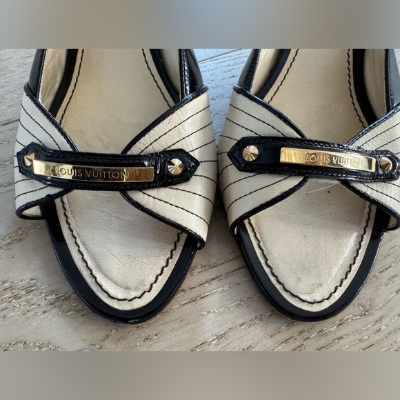 Louis Vuitton Vintage cream black mid heel mules sandals slides EU 38 - Picture 5 of 10